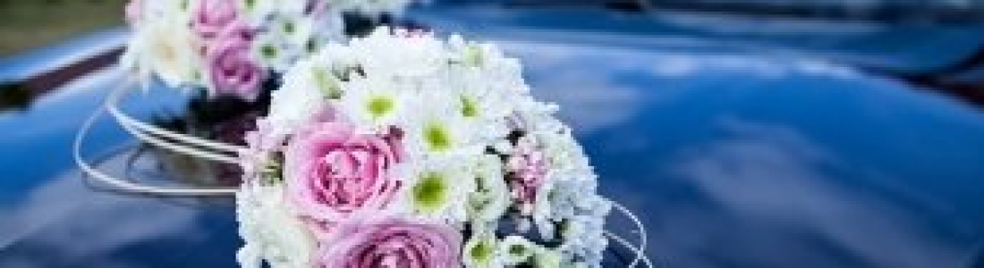 Questions You Should Ask When Booking Chauffeured Wedding Transportation!